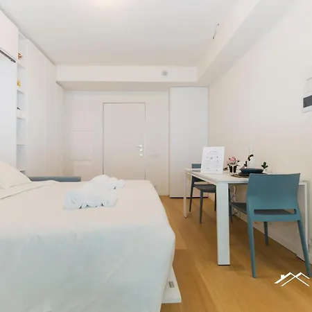 Waterfront Lux| Studio|a/c| Wifi By Tilo